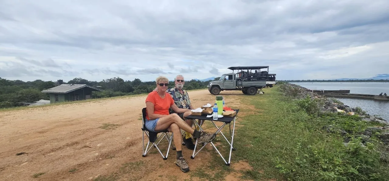 Guests enjoying a safari picnic near Udawalawe